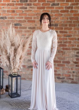 Lace Elizabeth dress - in stock